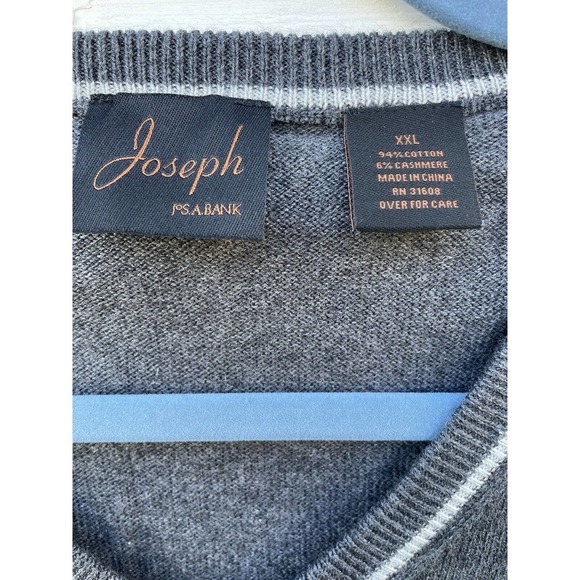 JOS A BANK V-neck Sweater Pullover Fine Cotton Cashmere XXL Gray Preppy - Picture 3 of 5